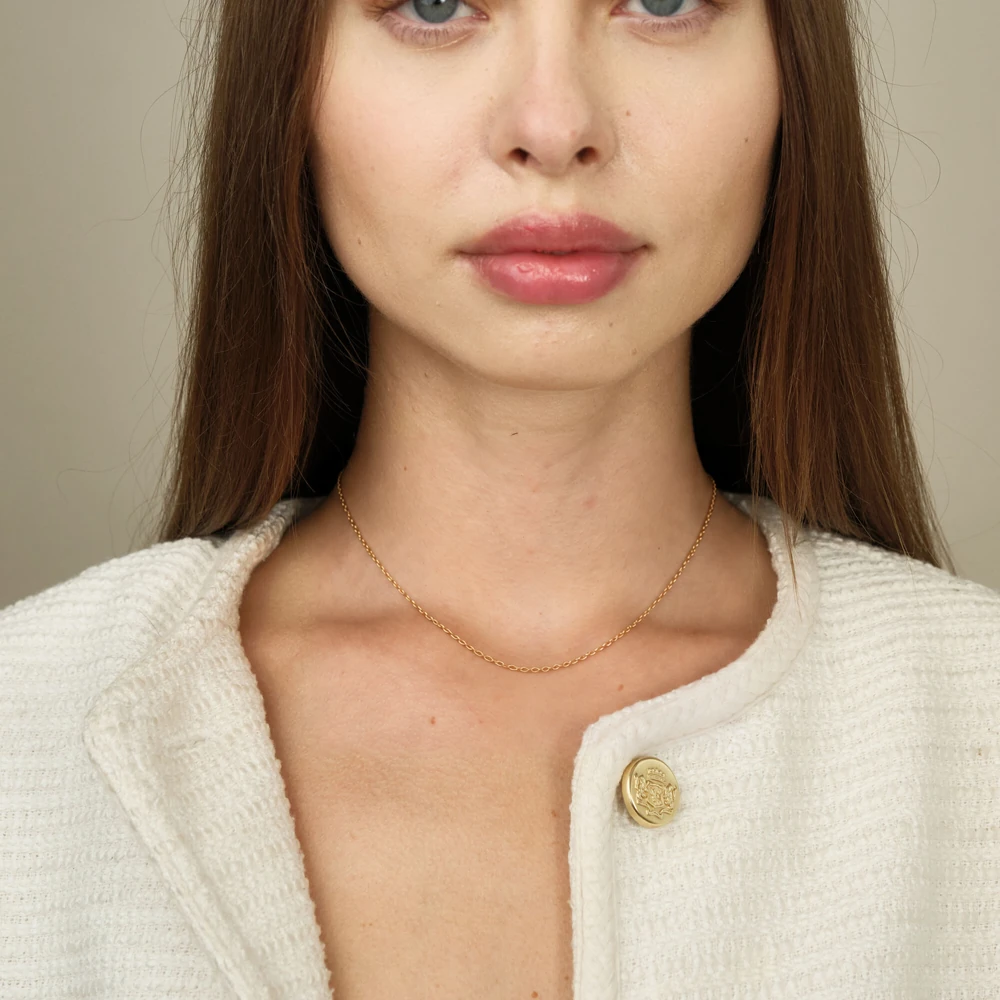 Liora Necklace | 18k gold necklace on a model