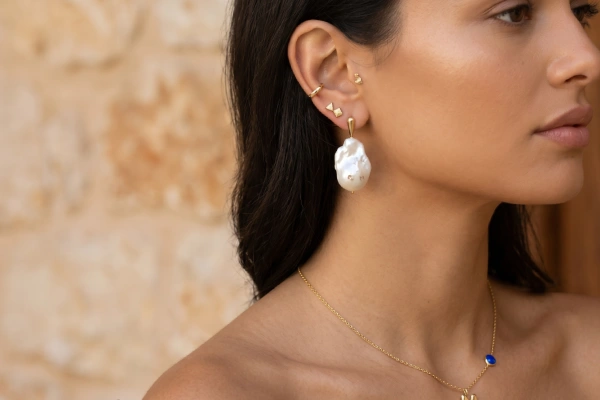 Why 18k Yellow Gold is Reclaiming the Throne