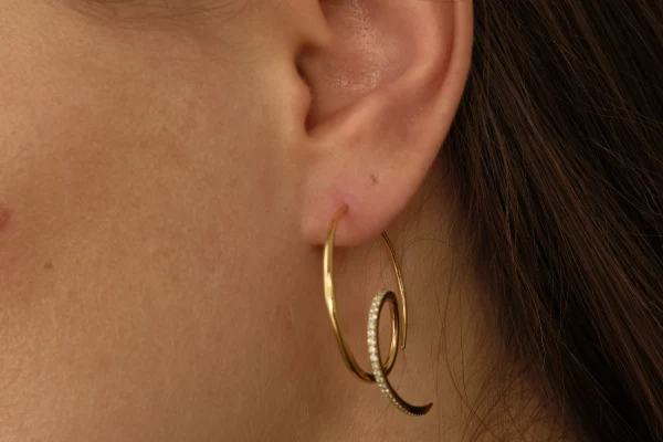 Opening Hinged and Huggie Hoops Safely