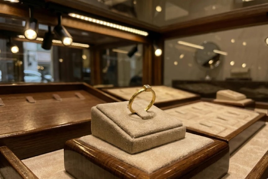 18K Gold Ring vs 14K